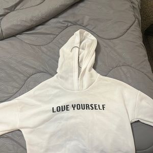 Cropped hoodie